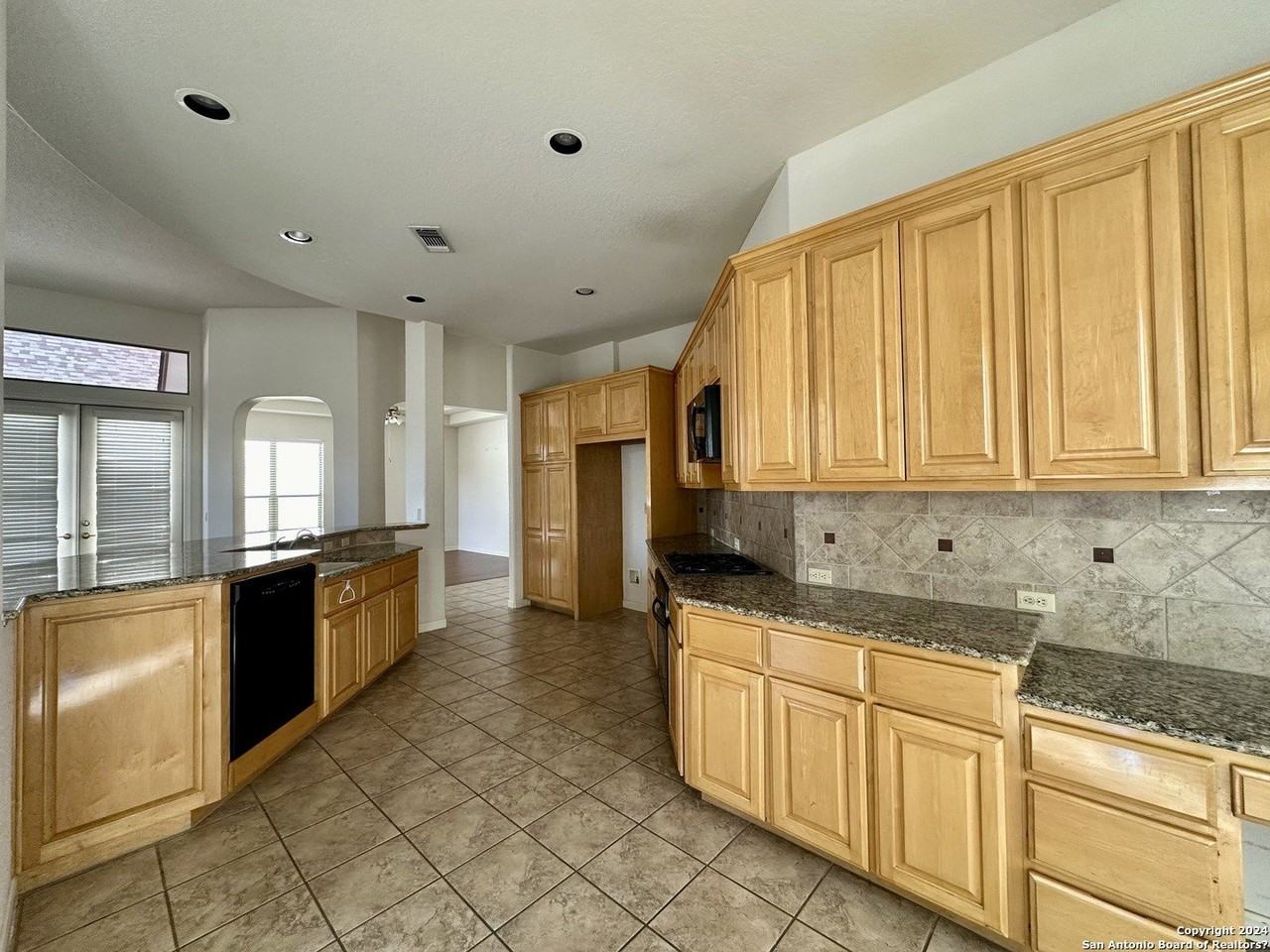 23107 Osprey Rdg - Photo 7 of 28