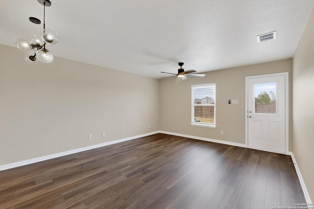 2854 Praline Fry - Photo 5 of 33