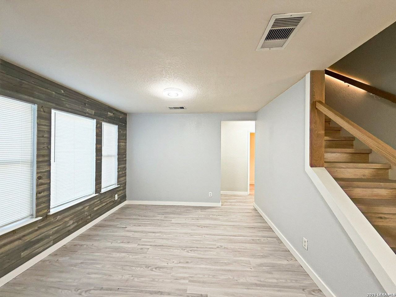 6410 Mineral Bay - Photo 3 of 21