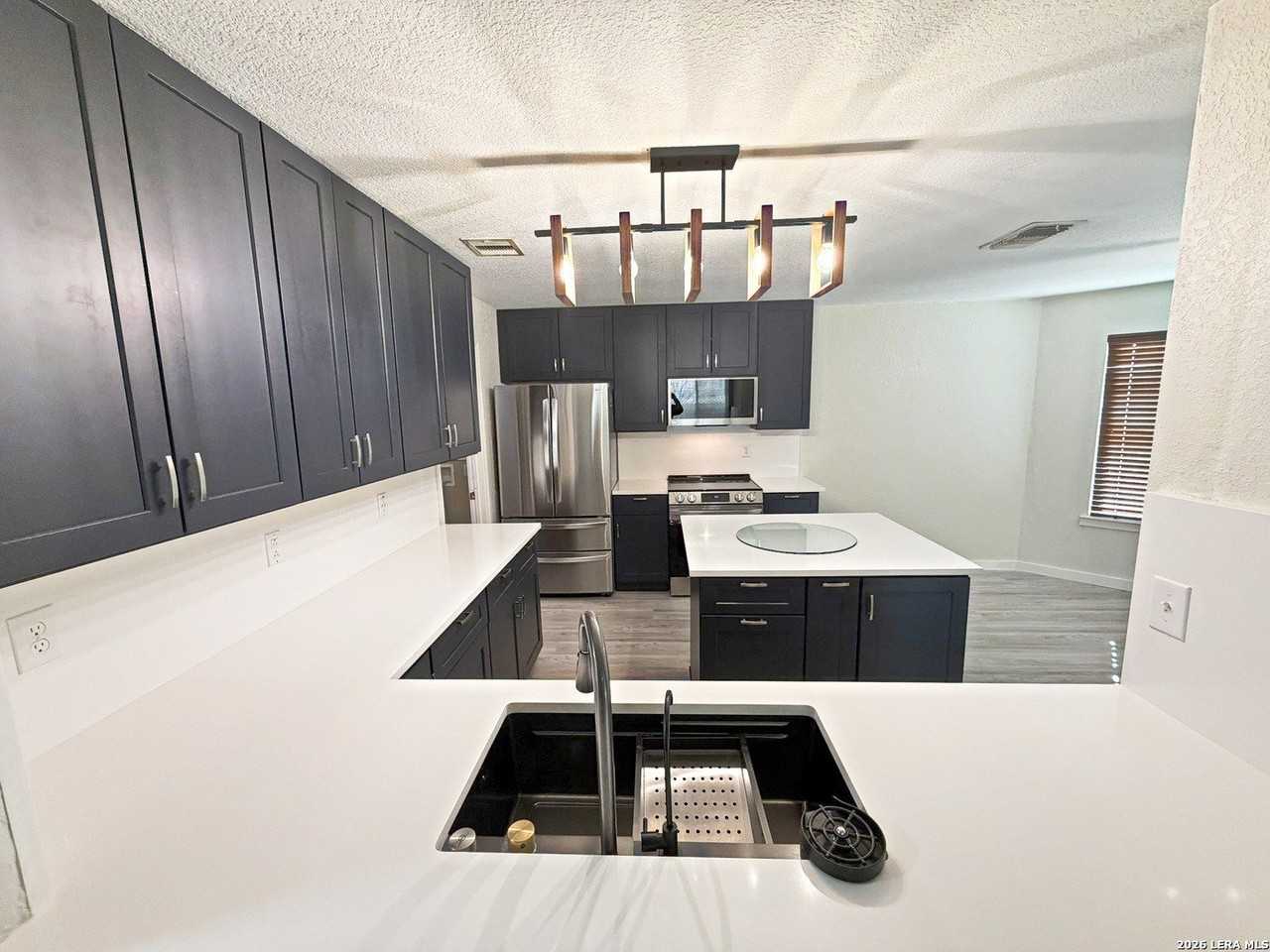 6410 Mineral Bay - Photo 6 of 21