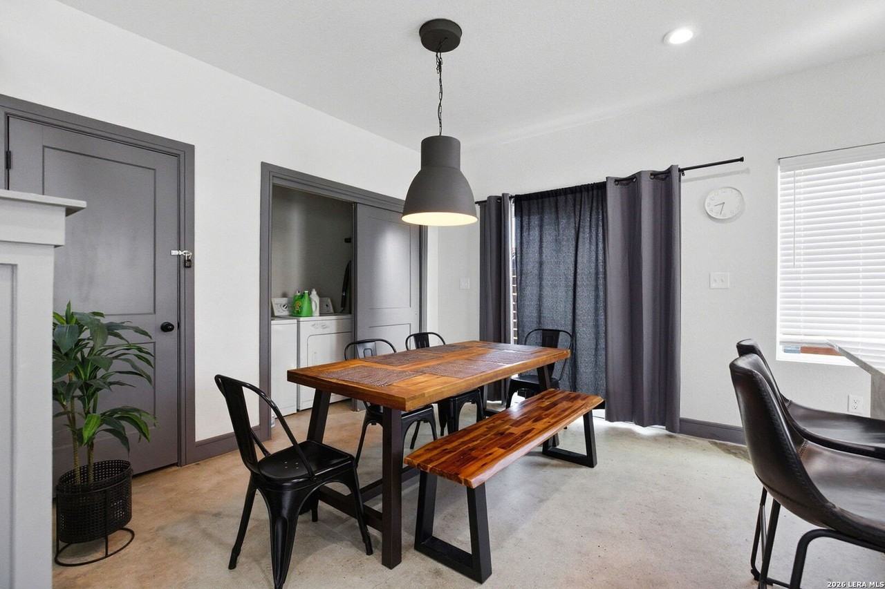 122 Applin Ave Unit A #A - Photo 5 of 21