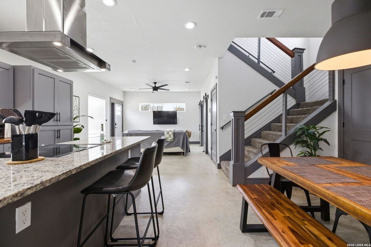 122 Applin Ave Unit A #A - Photo 6 of 21