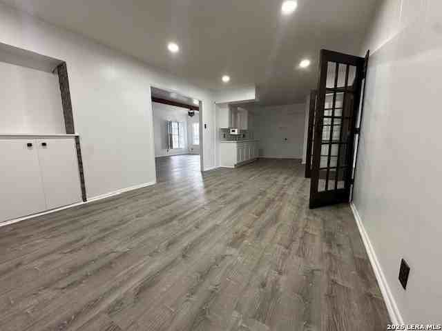 350 Langton Dr - Photo 3 of 12