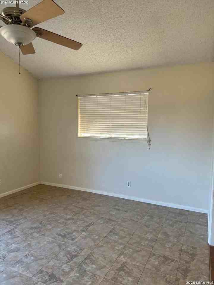 4104 Deer Top St - Photo 5 of 8