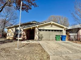 featured image of 4203 Desert Gold Dr