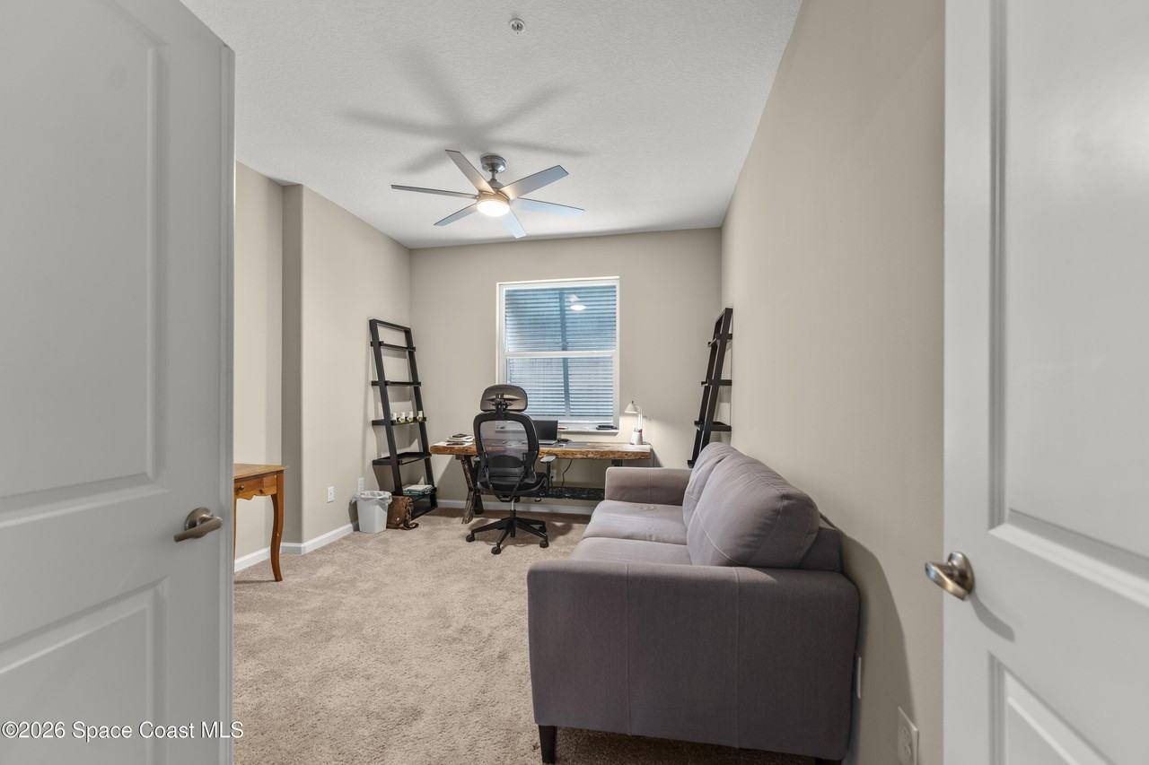 3951 Playa Del Sol Dr Unit 204 #204 - Photo 6 of 8