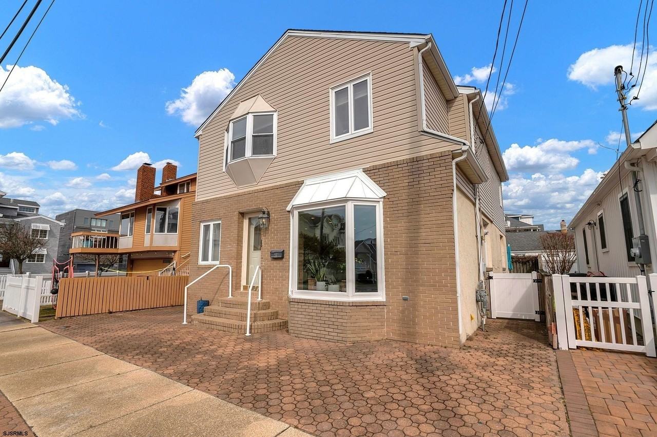 53 N Pelham Ave - Photo 7 of 30