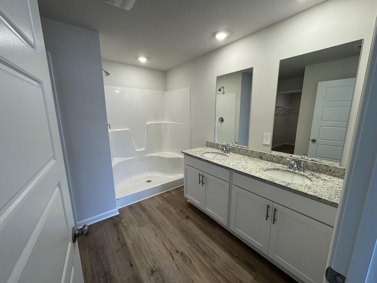 164 Pruitt Dr - Photo 5 of 16