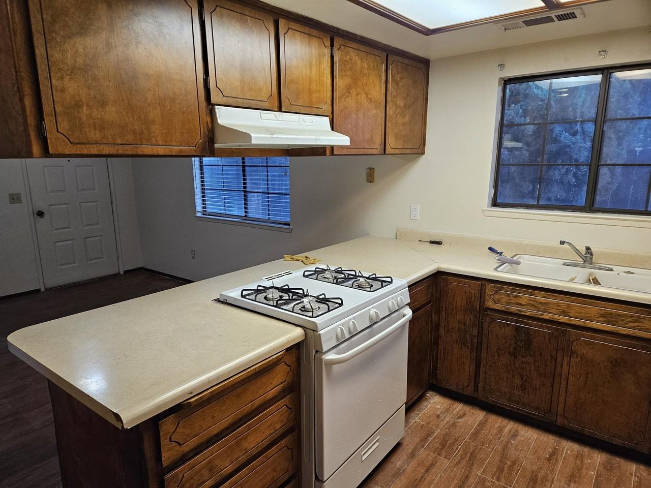 333 N Quince Ave - Photo 5 of 11