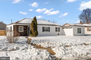 featured image of 700 Garnet Rd