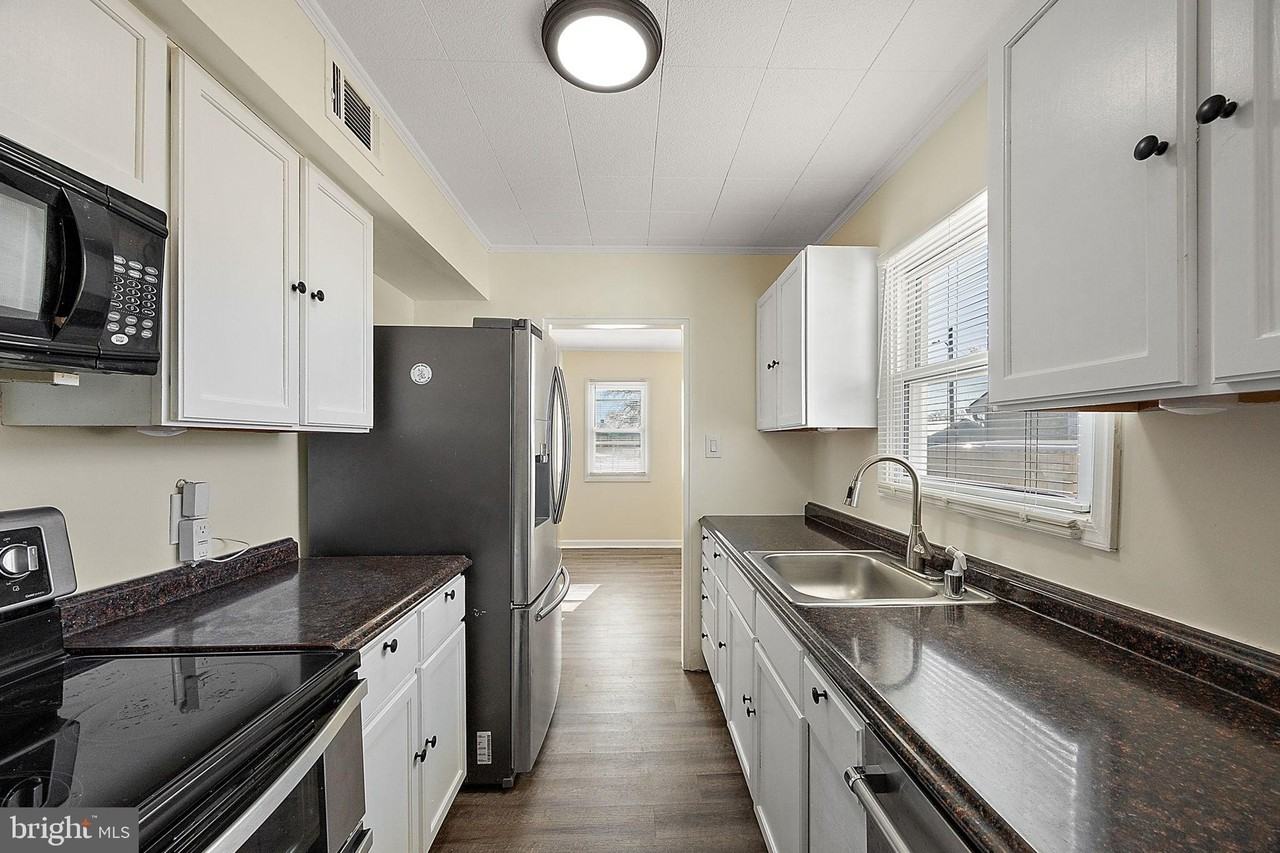 700 Garnet Rd - Photo 5 of 18