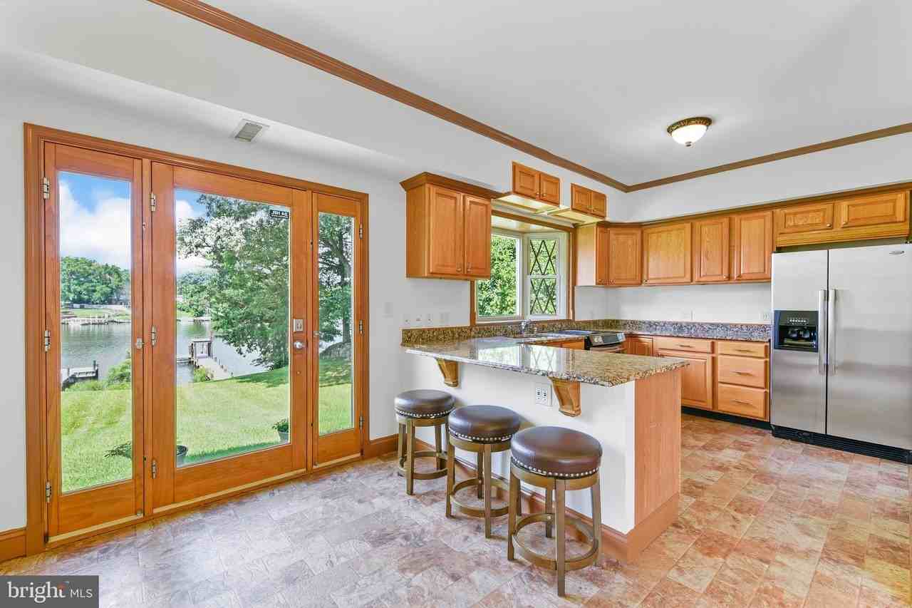 212 Greenland Beach Rd - Photo 2 of 32