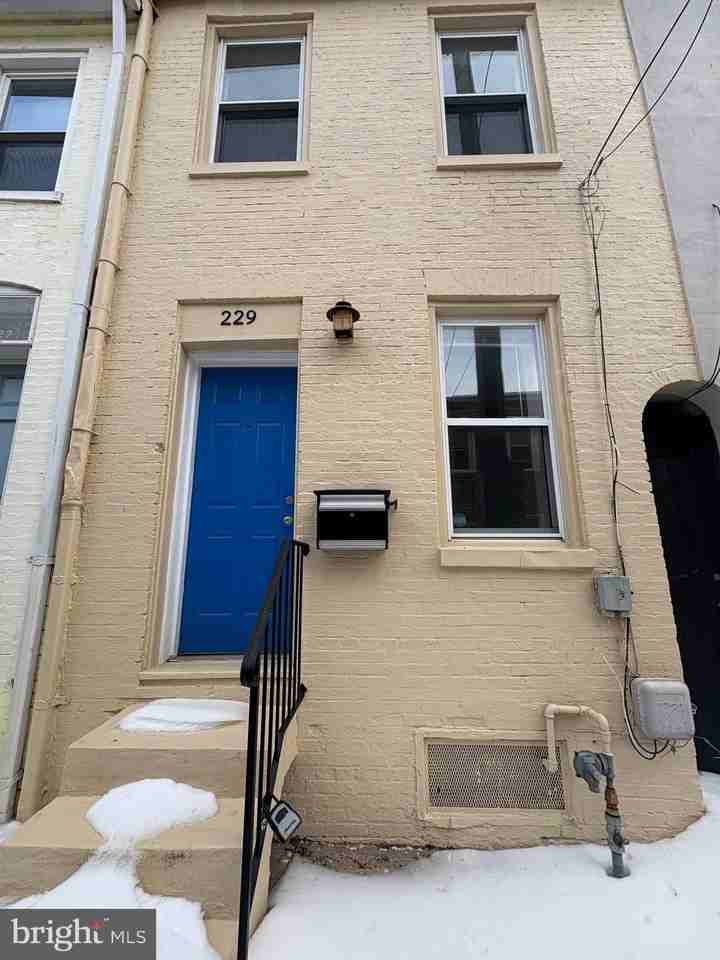 229 S Durham St - Photo 2 of 26