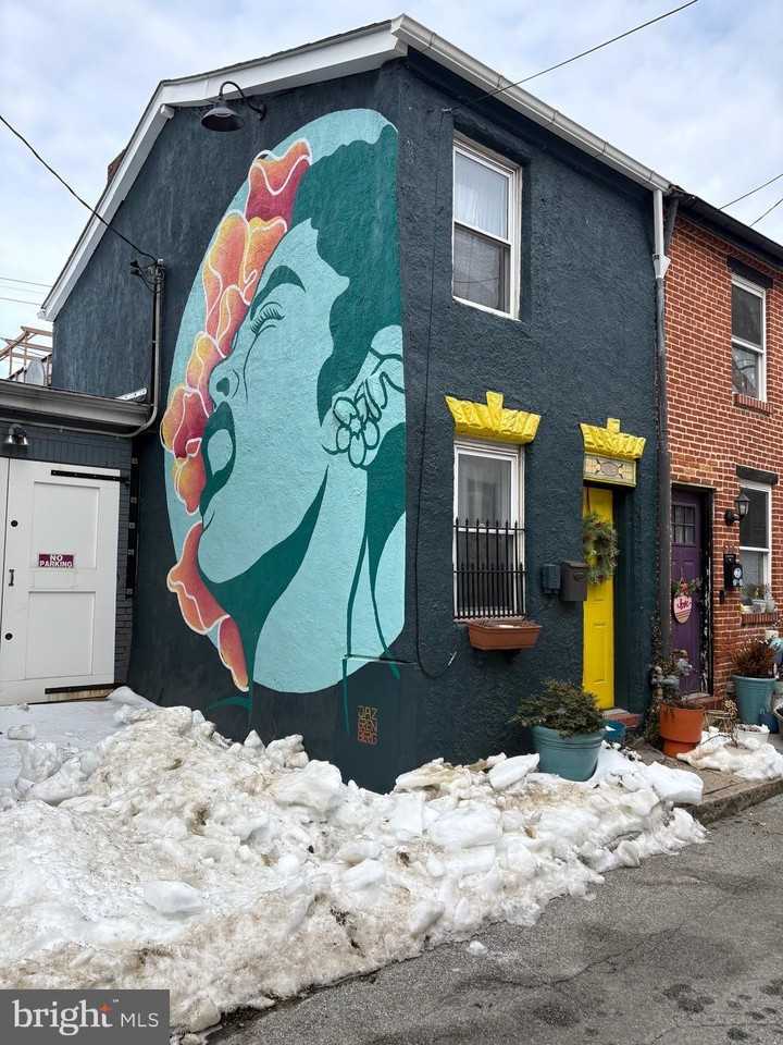 229 S Durham St - Photo 3 of 26