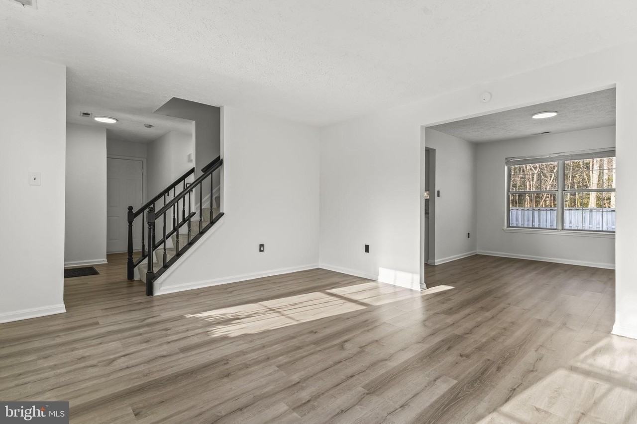 6953 Cony Ct - Photo 2 of 33