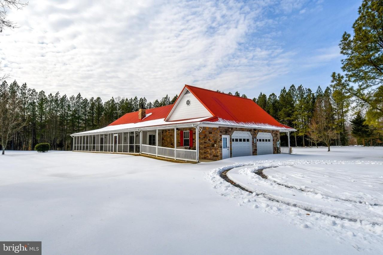 10049 Meleen Dr - Photo 3 of 50