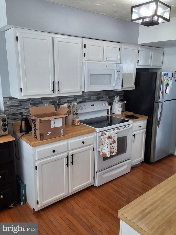 19206 Esmond Ter - Photo 3 of 19