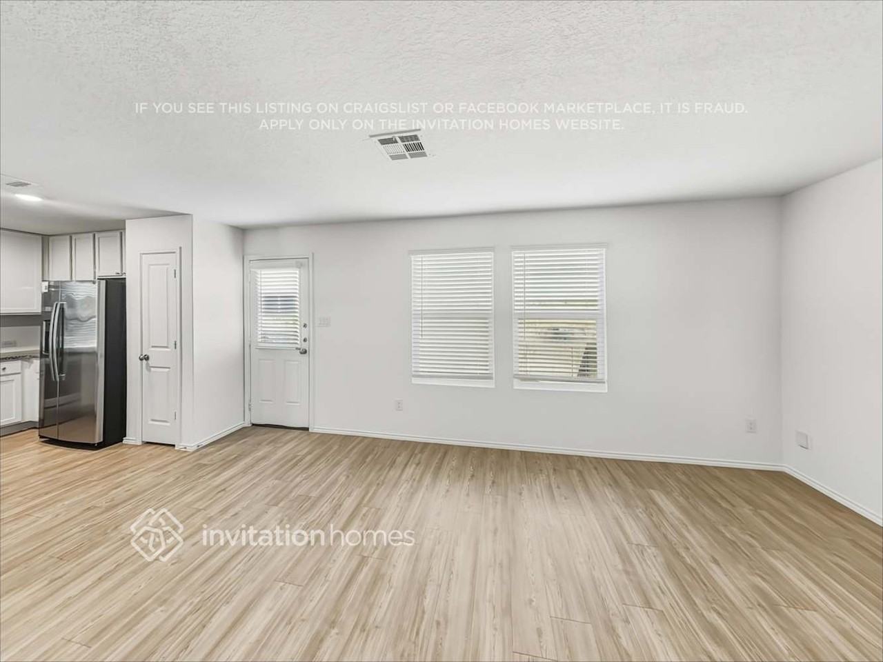 141 Parish Ln - Photo 4 of 23