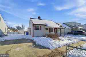 featured image of 806 Bordentown Rd