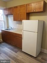 329 N Burlington St Apt B #B - Photo 1 of 1