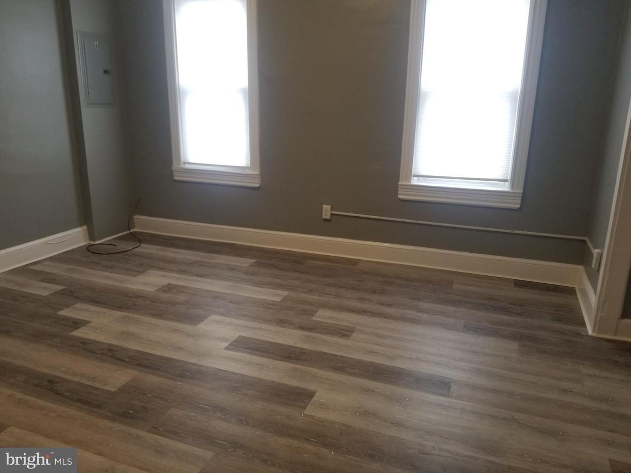 329 N Burlington St Apt B #B - Photo 4 of 9