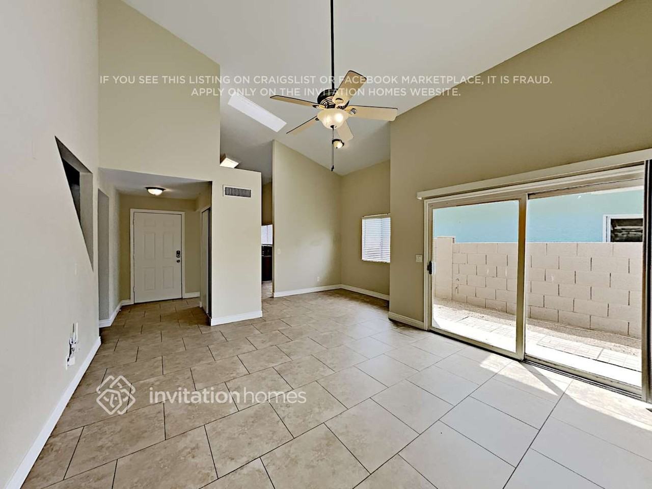 11320 N 82nd Ave - Photo 4 of 17