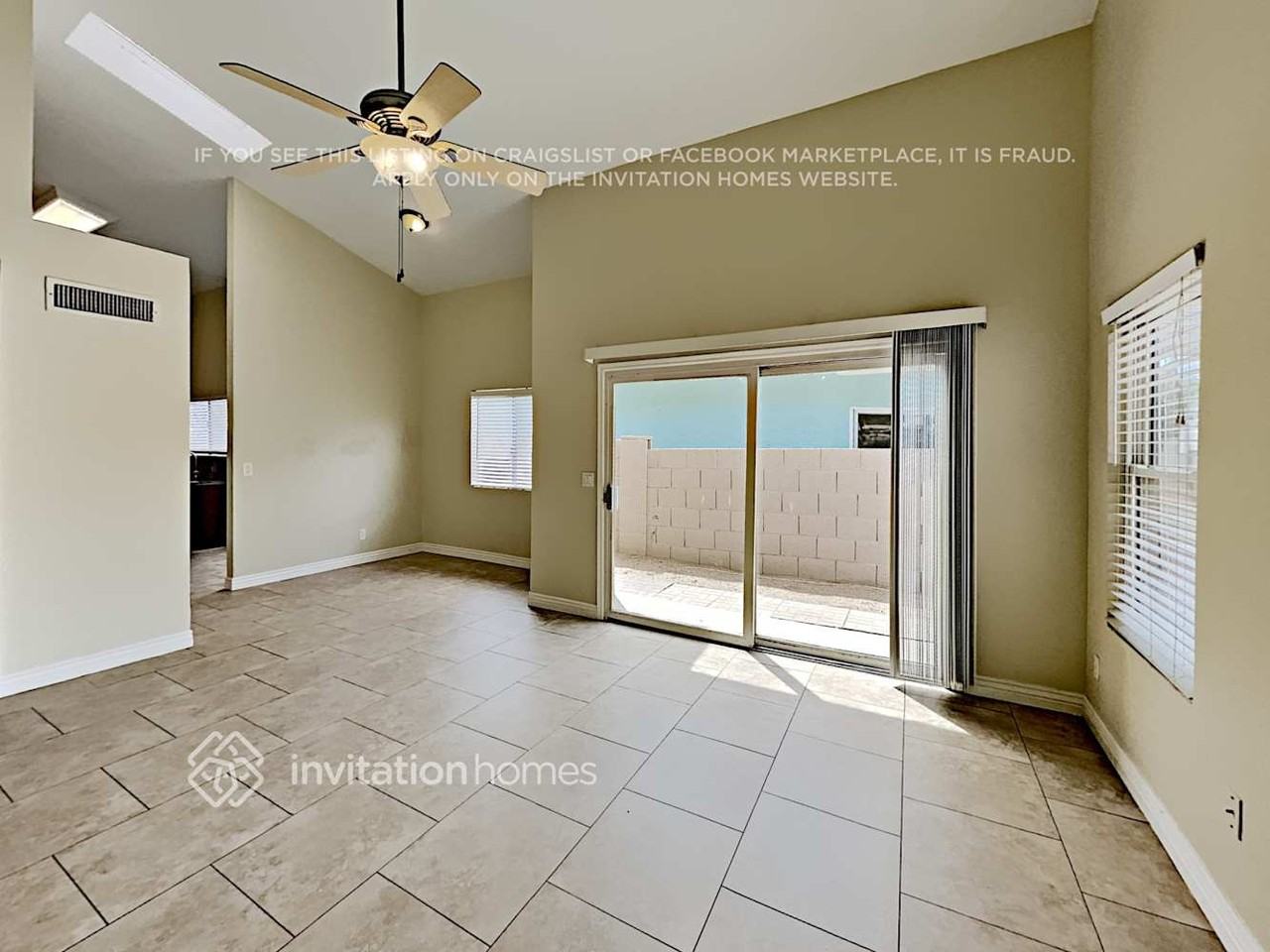 11320 N 82nd Ave - Photo 6 of 17