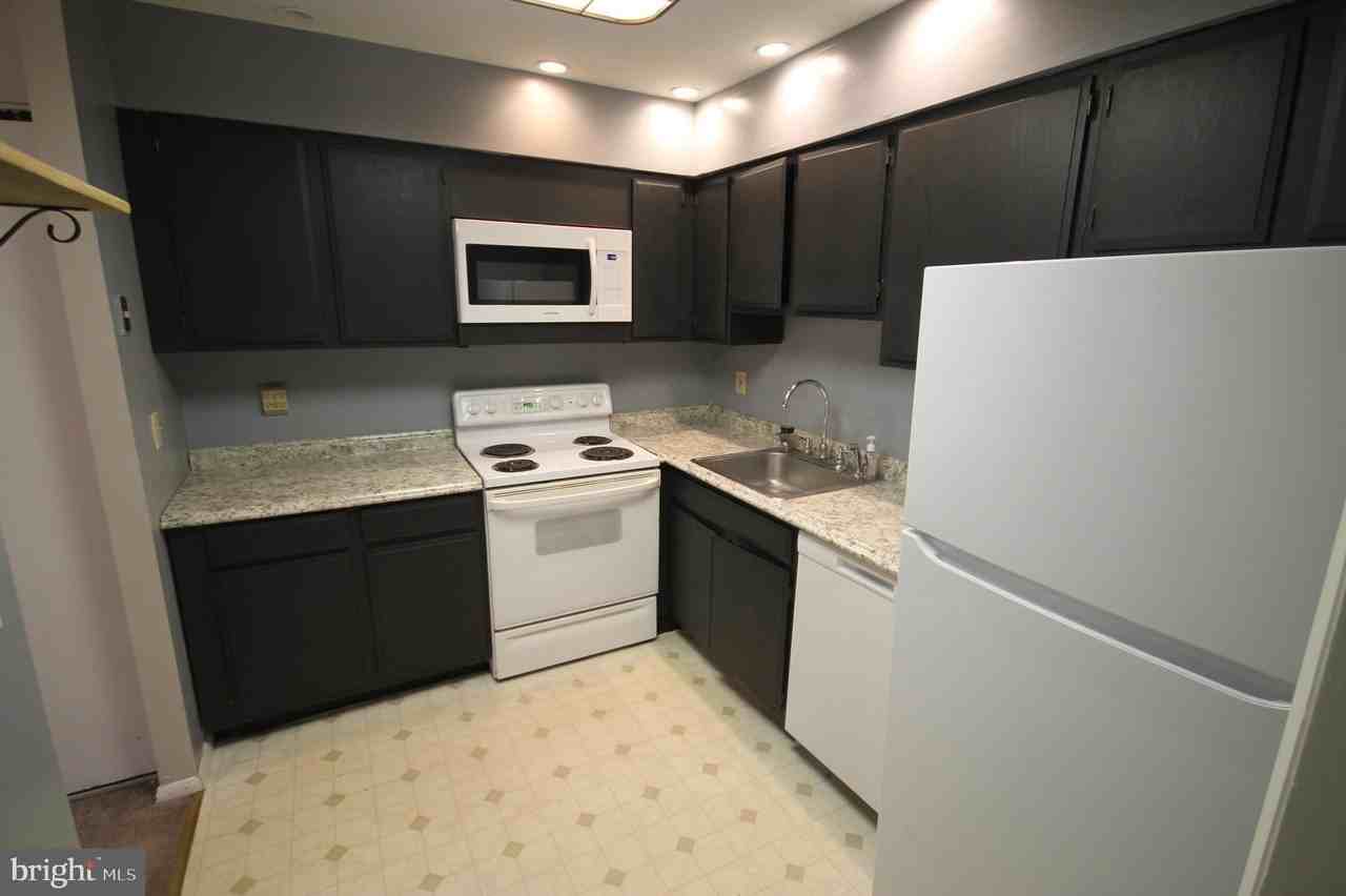 1410 Whitpain Hls - Photo 5 of 11