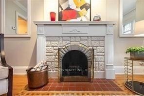 47 Roe Avenue - Photo 4 of 14