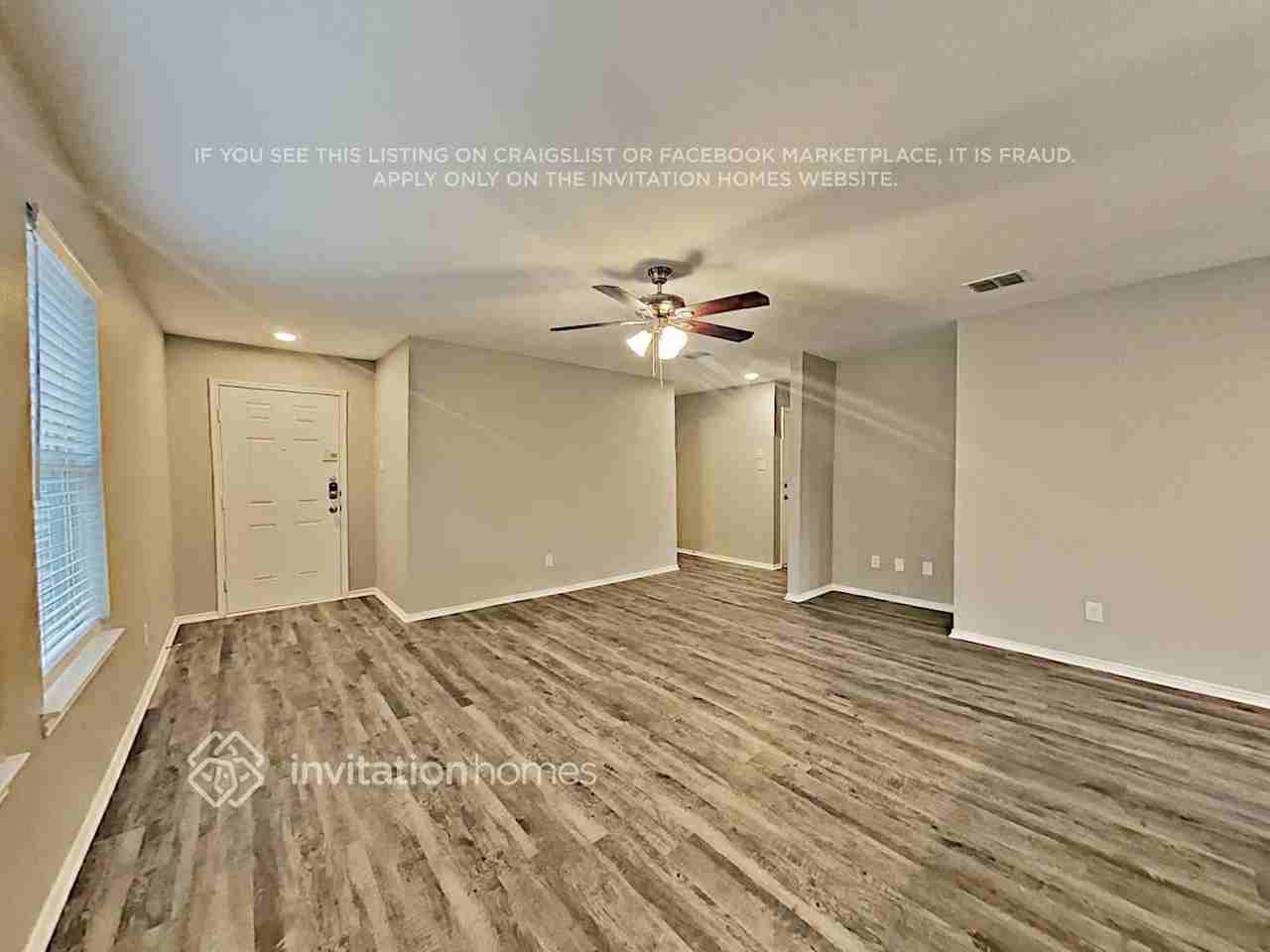 12700 Ocean Spray Dr - Photo 3 of 17