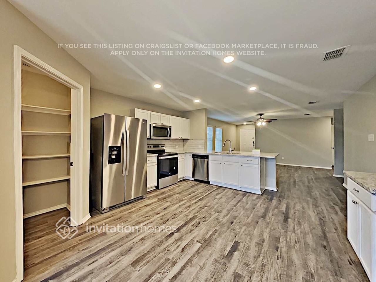 12700 Ocean Spray Dr - Photo 6 of 17