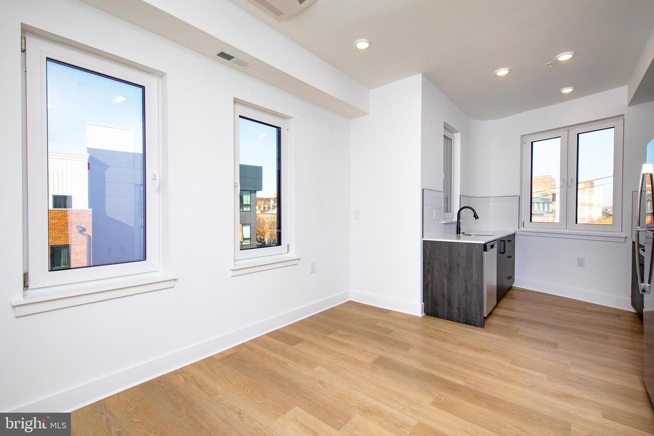 633-35 N 5th St Unit 201 #201 - Photo 5 of 20