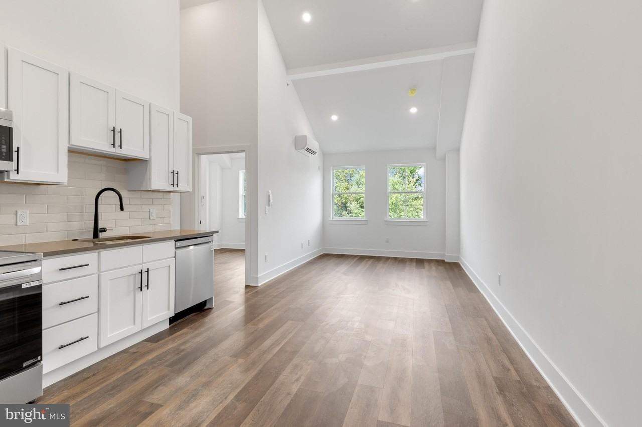 7037 Ridge Ave Apt 303 #303 - Photo 2 of 20