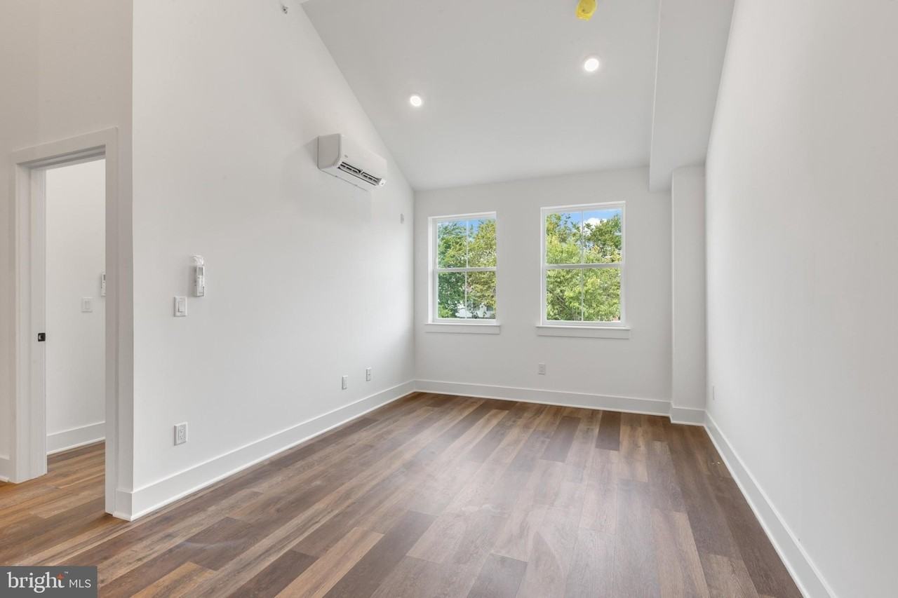 7037 Ridge Ave Apt 303 #303 - Photo 6 of 20