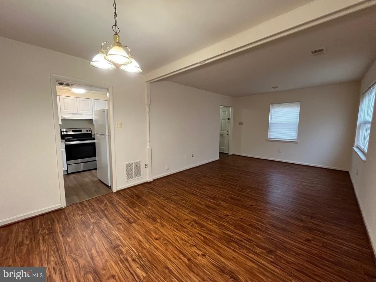 8806 Walutes Cir Unit D #D - Photo 6 of 23