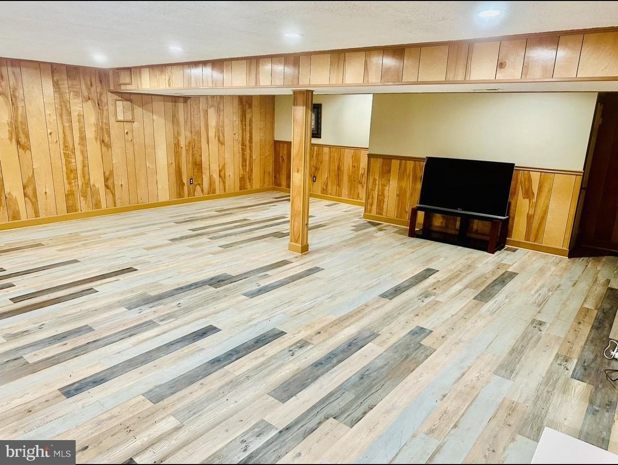 7428 Mason Ln - Photo 2 of 9