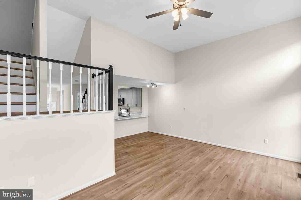 13920 Baton Rouge Ct - Photo 7 of 45