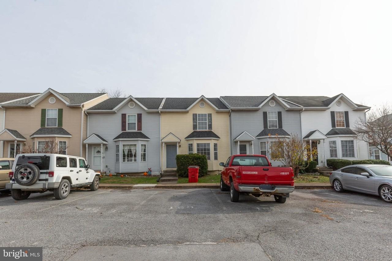 164 Stadium Cir - Photo 2 of 30