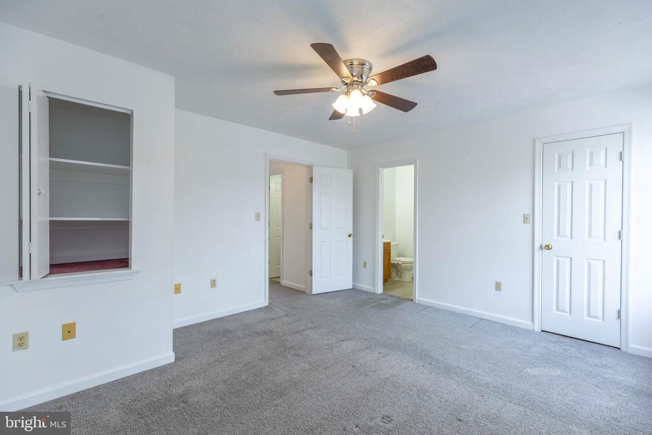 164 Stadium Cir - Photo 4 of 30