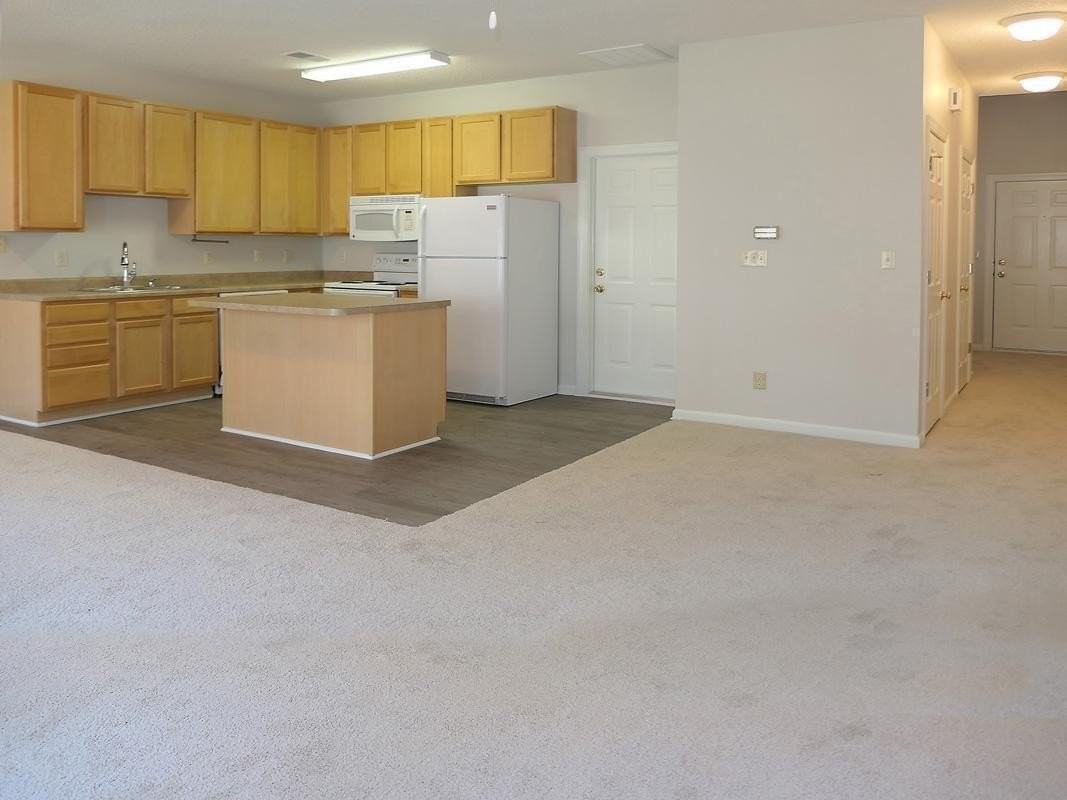 70 Cole Pl Unit B #B - Photo 3 of 20