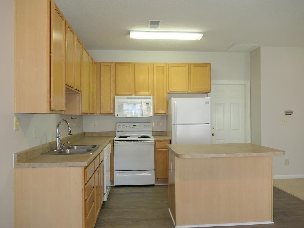 70 Cole Pl Unit B #B - Photo 7 of 20