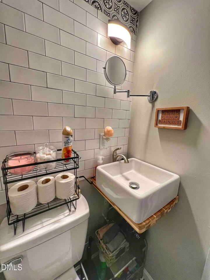211 Ashe Ave #3 - Photo 5 of 8
