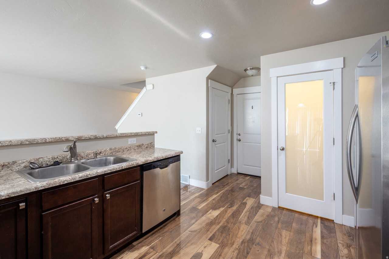 757 W Gallant Dr - Photo 6 of 12