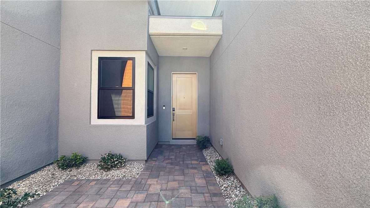 11143 Concord Valley Dr - Photo 2 of 38