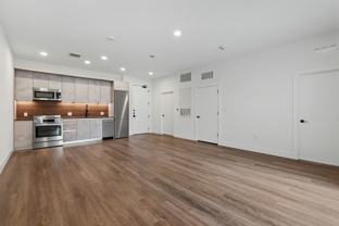 4315 S Congress Ave #202 - Photo 1 of 1