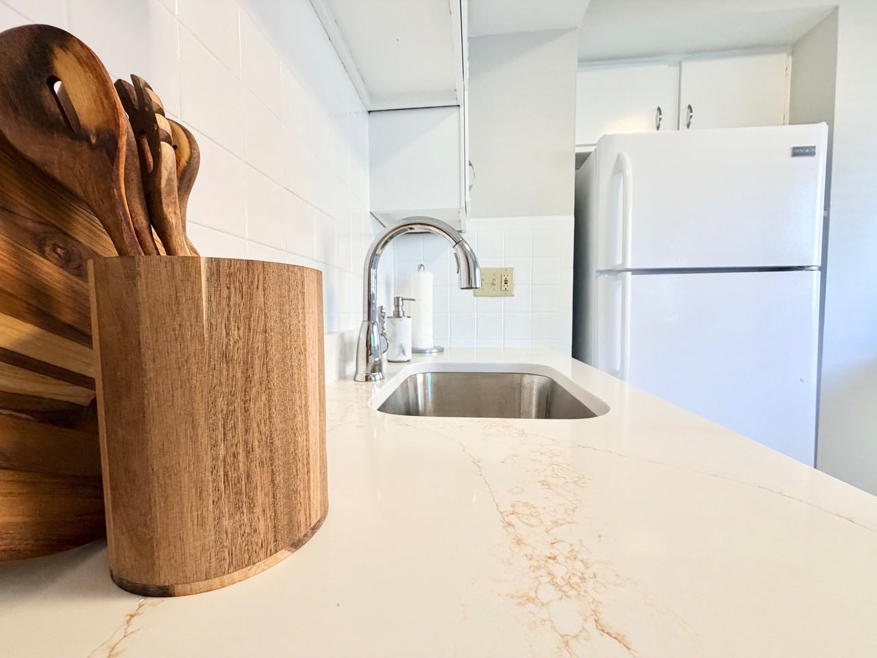 4117 Germania Avenue #1G - Photo 3 of 10