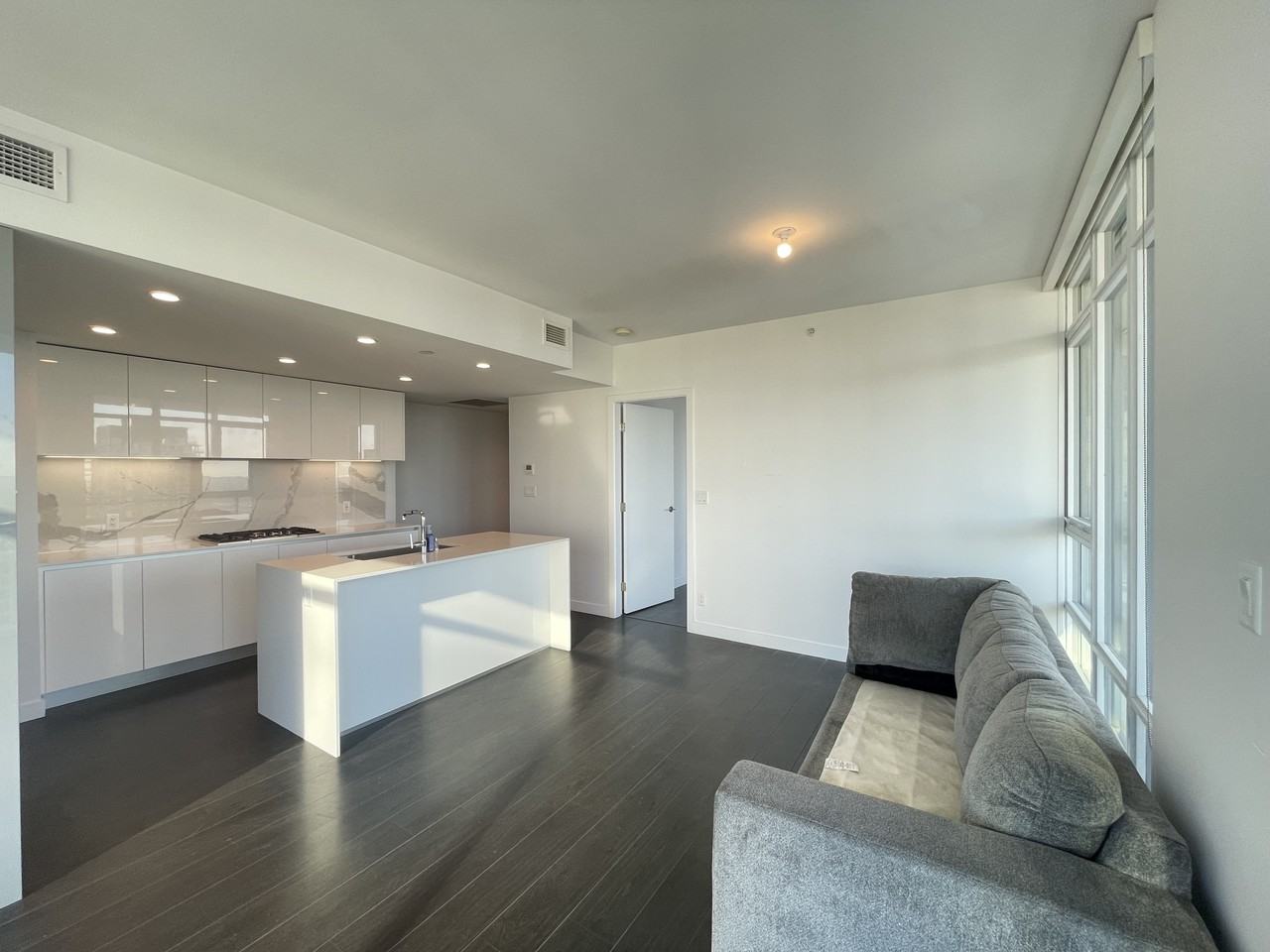 2085 Skyline Drive - Photo 4 of 18