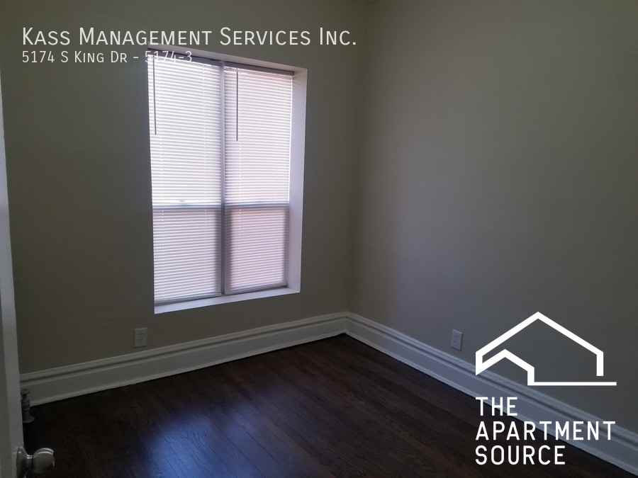 5174 S King Dr #3 - Photo 5 of 8