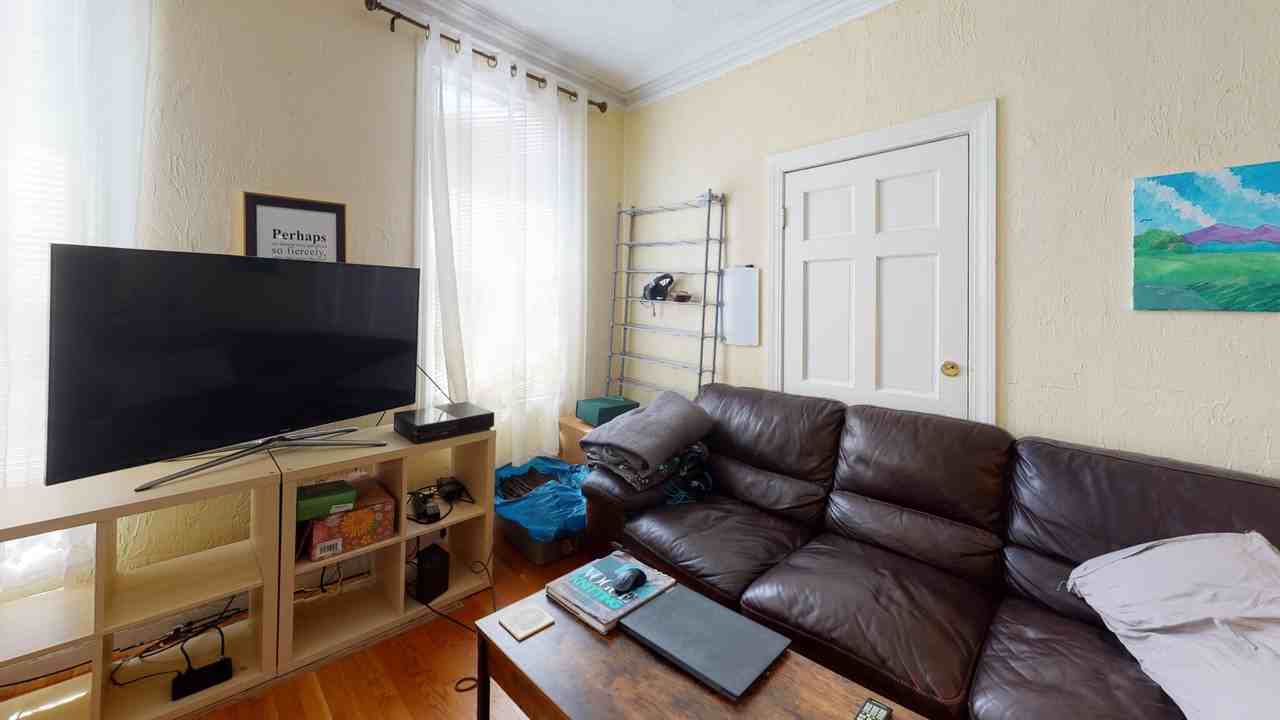 27 Maverick St #1 - Photo 2 of 7