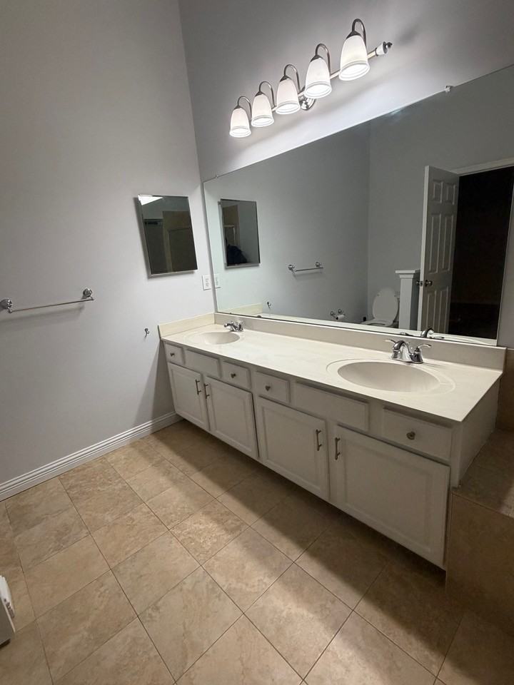 364 Tuvira Lane - Photo 7 of 9